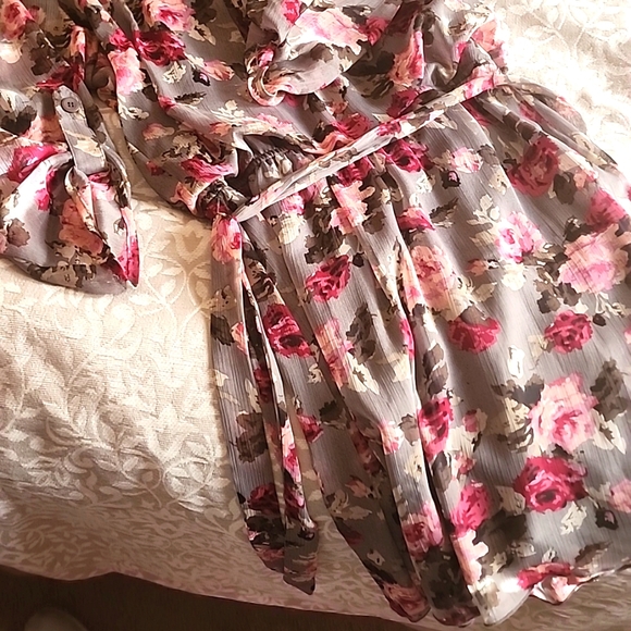 Womans floral dress - Picture 1 of 2